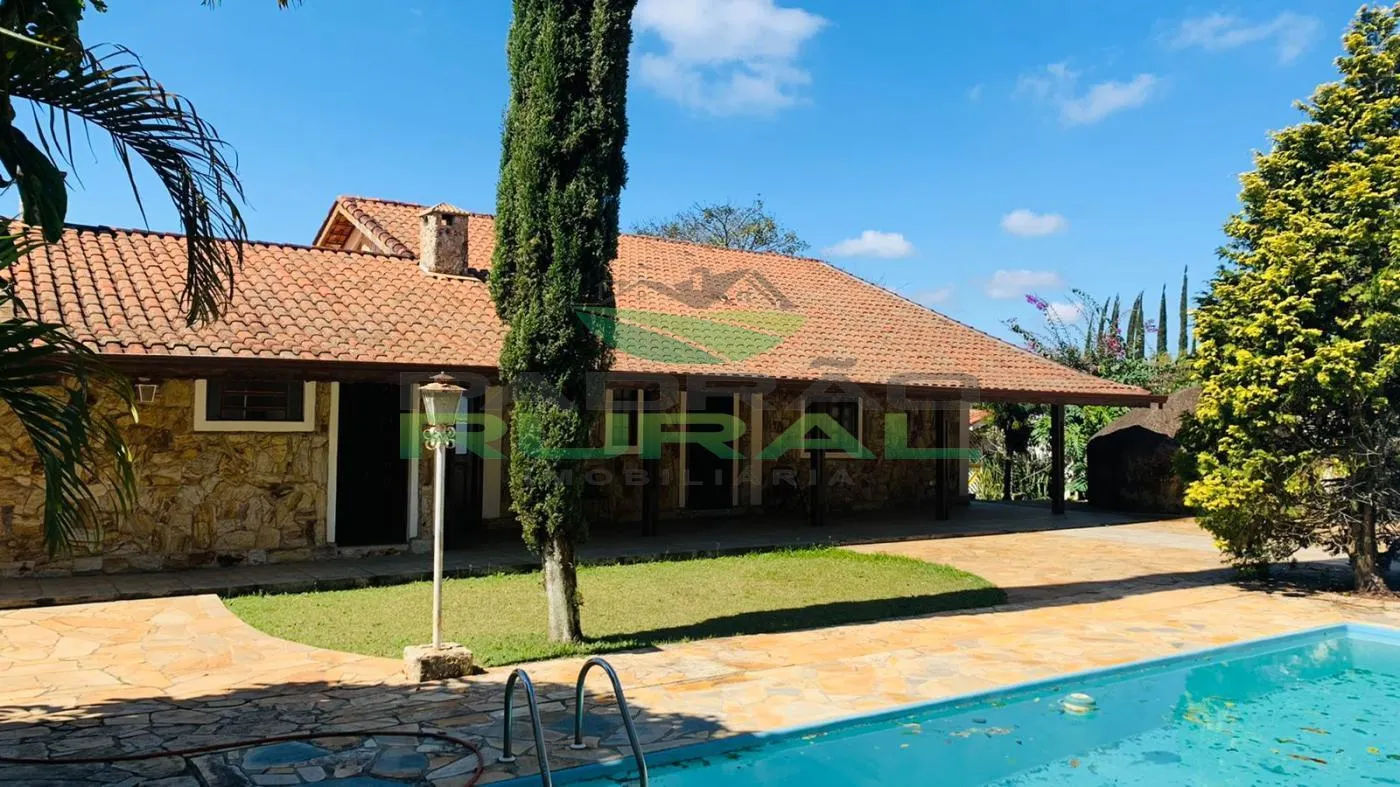 Country home for sale of 1,321 m² in São Roque, SP, Brazil