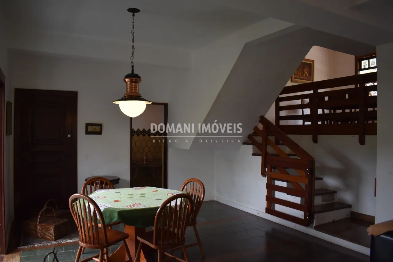 Casa à venda de 1.160 m² em Campos do Jordão, SP, Brasil