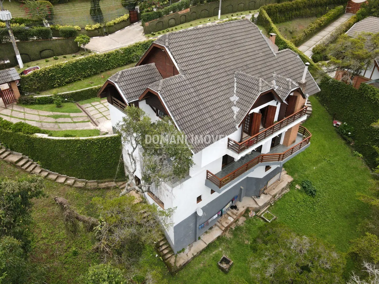 Casa à venda de 1.160 m² em Campos do Jordão, SP, Brasil