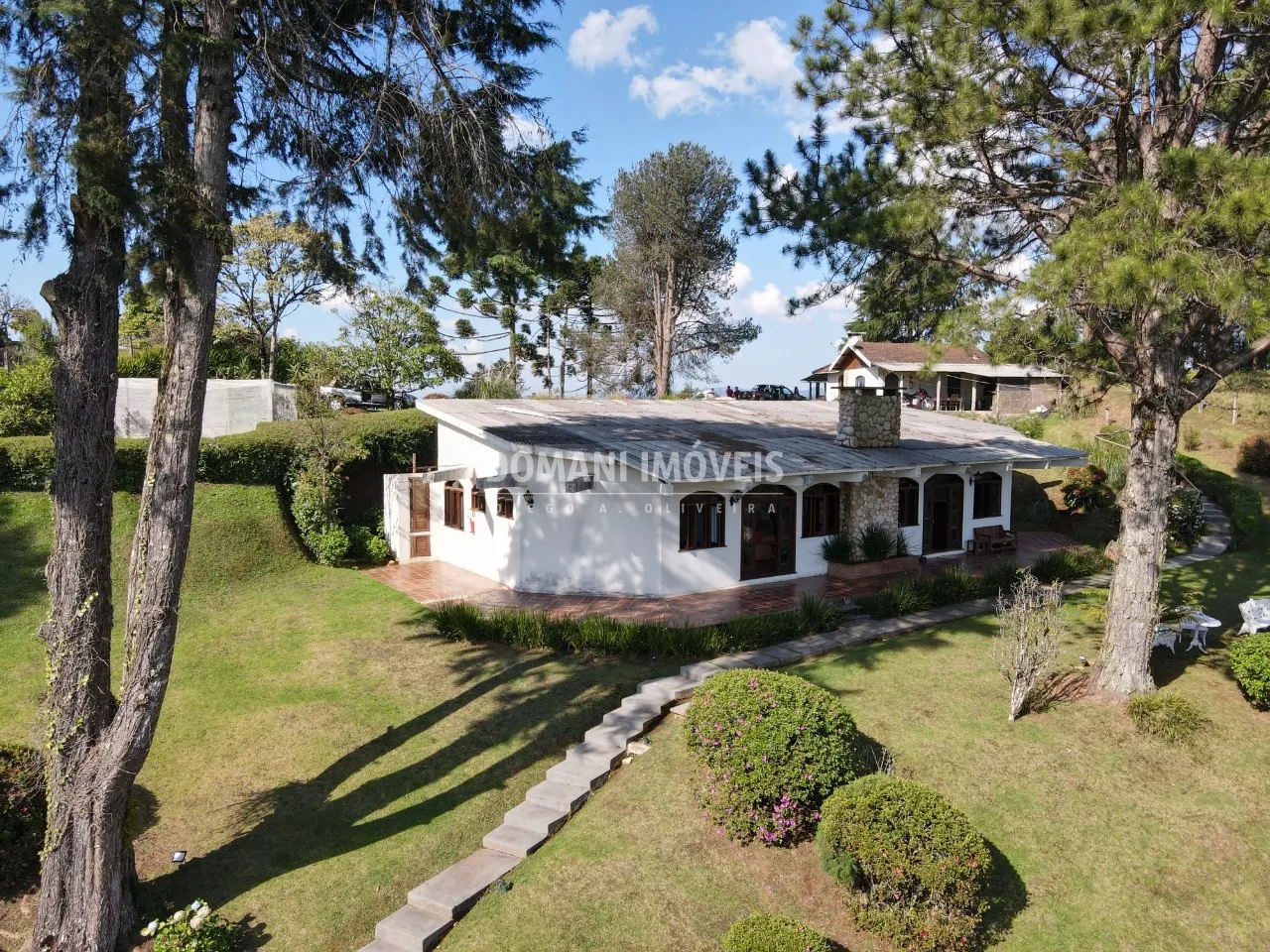 Casa à venda de 5.570 m² em Campos do Jordão, SP, Brasil