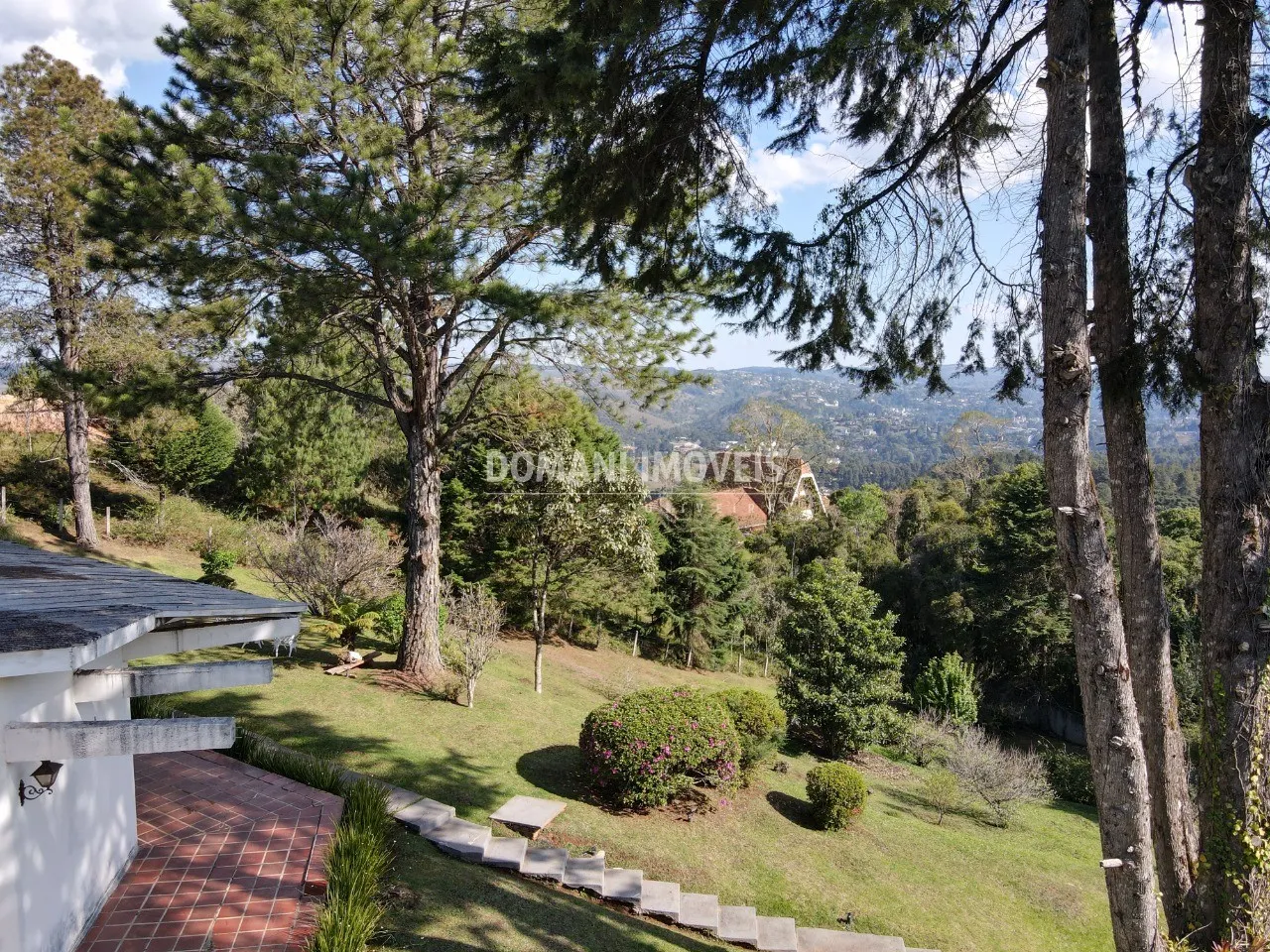 Casa à venda de 5.570 m² em Campos do Jordão, SP, Brasil