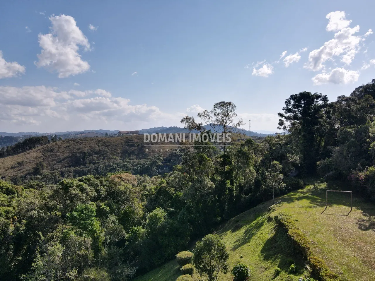 Casa à venda de 5.570 m² em Campos do Jordão, SP, Brasil