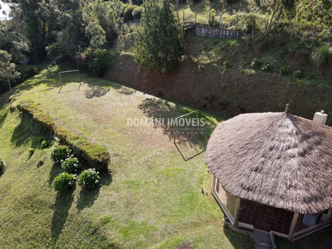 Casa à venda de 5.570 m² em Campos do Jordão, SP, Brasil