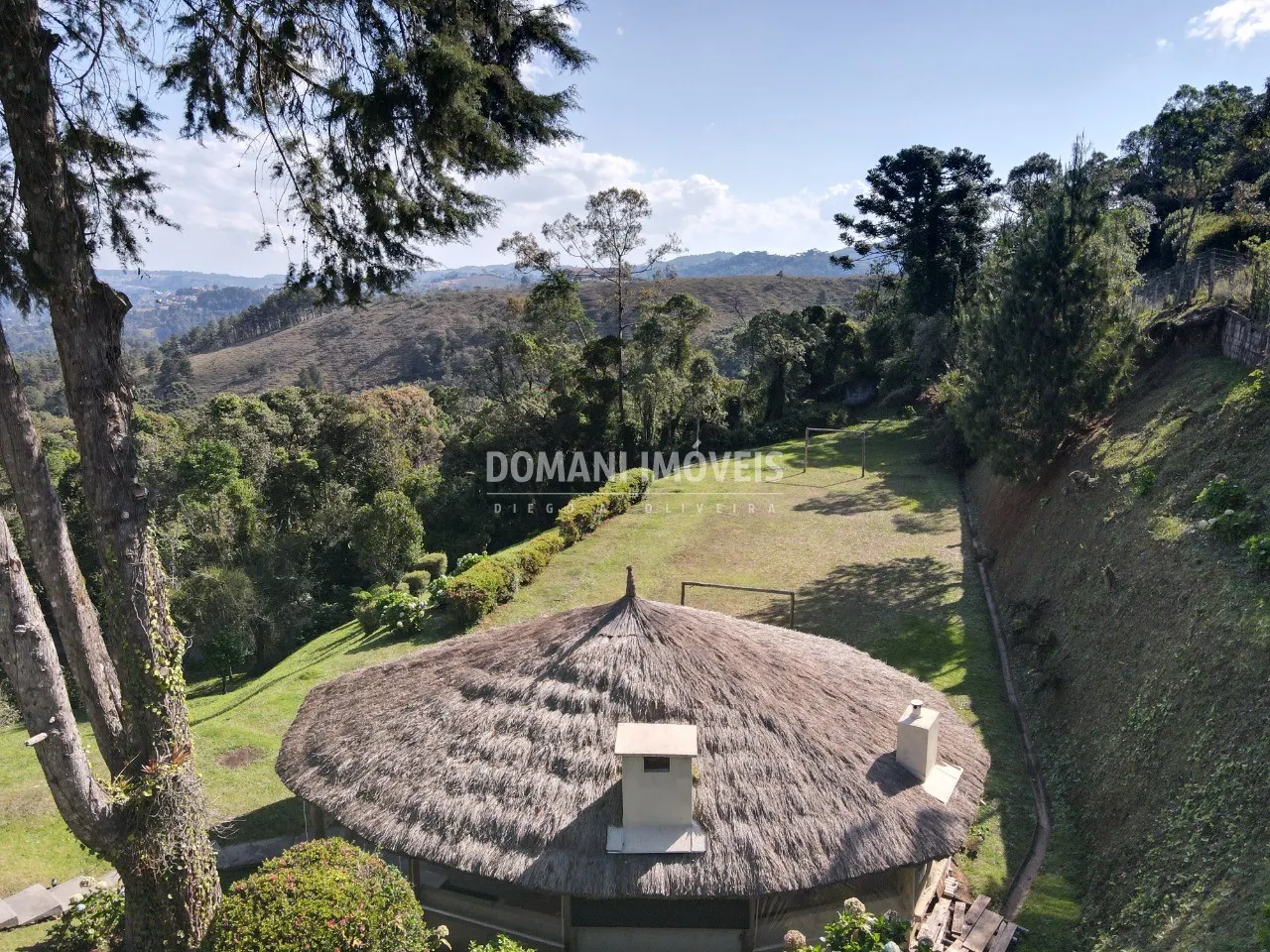 Casa à venda de 5.570 m² em Campos do Jordão, SP, Brasil