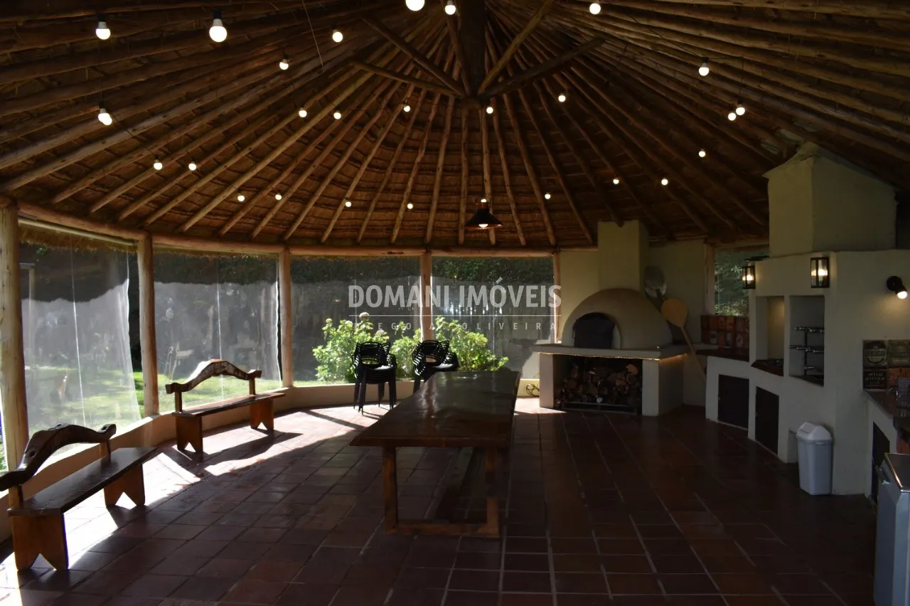 Casa à venda de 5.570 m² em Campos do Jordão, SP, Brasil