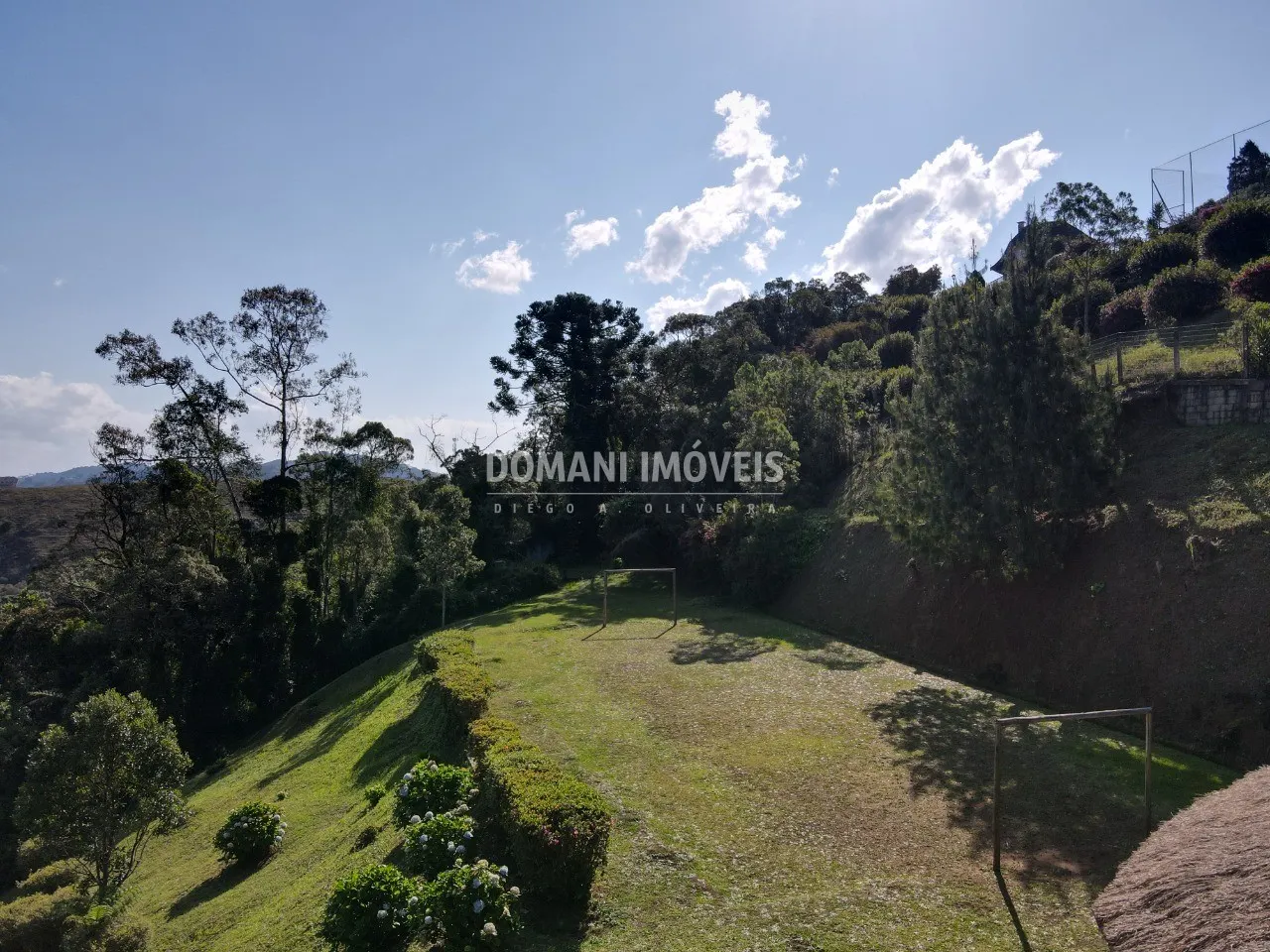 Casa à venda de 5.570 m² em Campos do Jordão, SP, Brasil