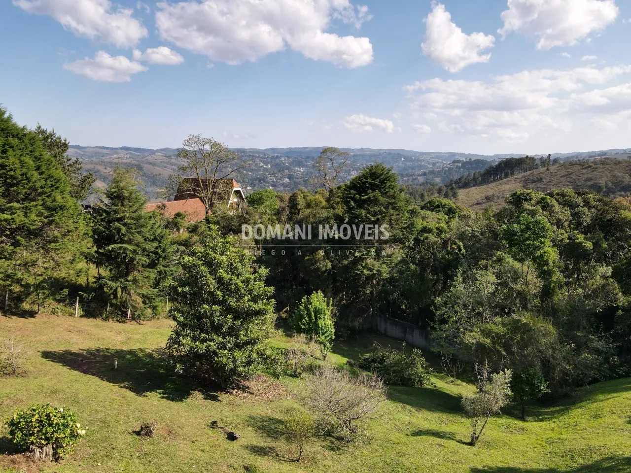 Casa à venda de 5.570 m² em Campos do Jordão, SP, Brasil