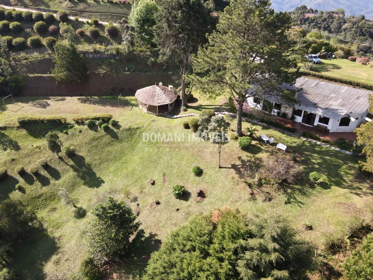 Casa à venda de 5.570 m² em Campos do Jordão, SP, Brasil