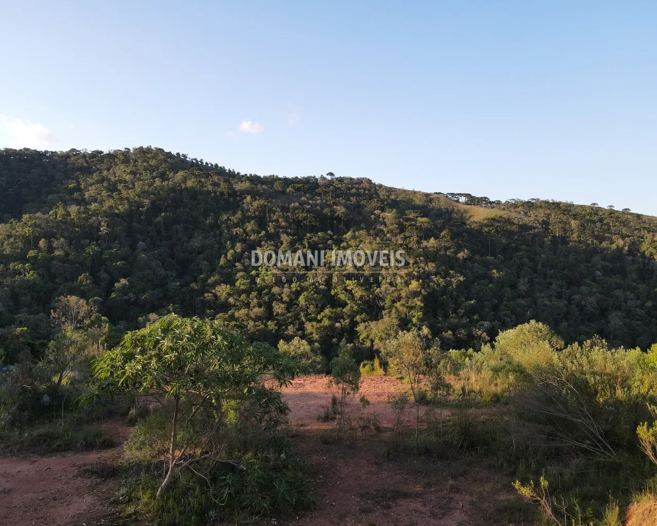 Terreno à venda de 1.380 m² em Campos do Jordão, SP, Brasil