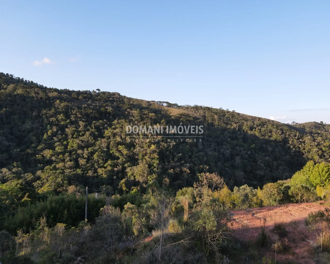 Terreno à venda de 1.380 m² em Campos do Jordão, SP, Brasil