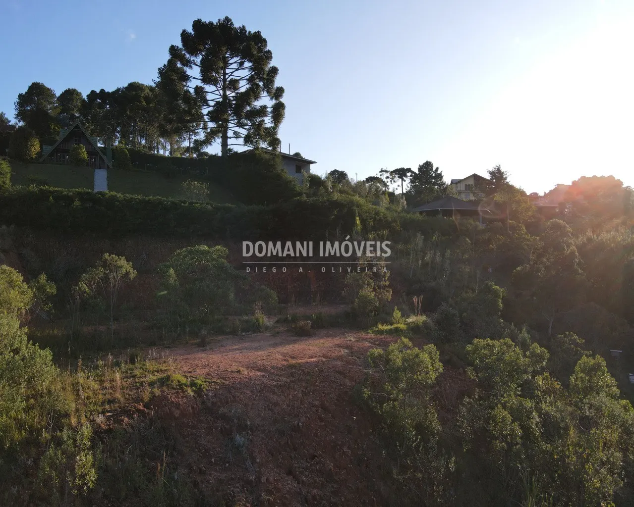 Terreno à venda de 1.380 m² em Campos do Jordão, SP, Brasil