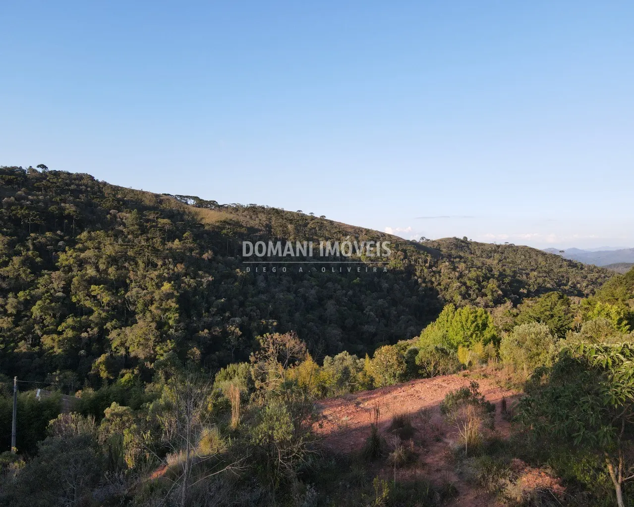 Terreno à venda de 1.380 m² em Campos do Jordão, SP, Brasil
