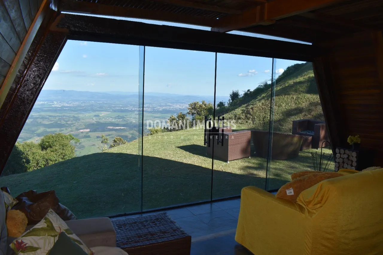 Casa à venda de 5.465 m² em Santo Antônio do Pinhal, SP, Brasil