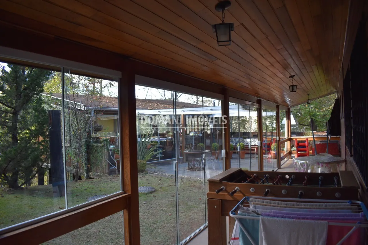 Casa à venda de 1.175 m² em Campos do Jordão, SP, Brasil