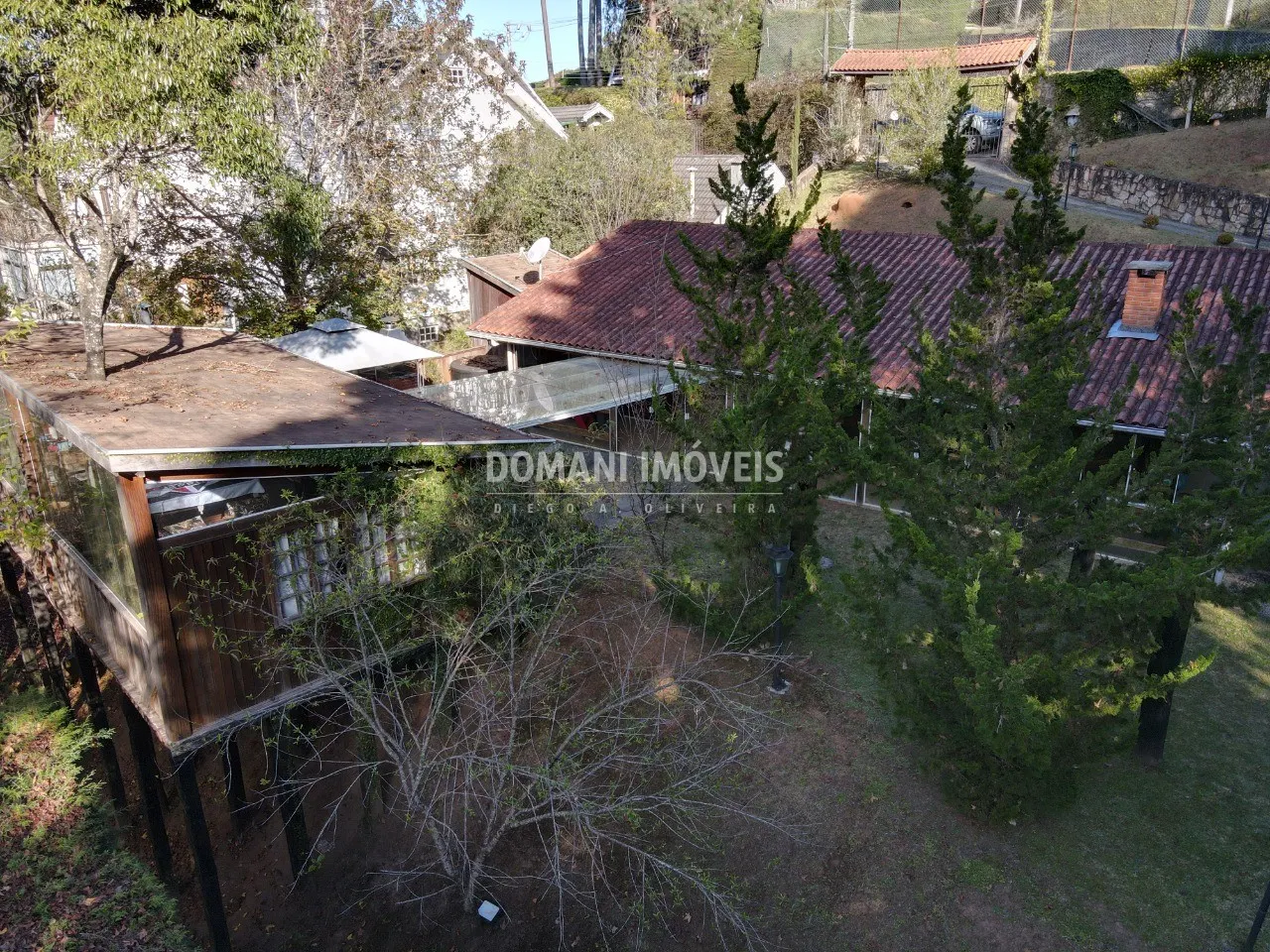 Casa à venda de 1.175 m² em Campos do Jordão, SP, Brasil