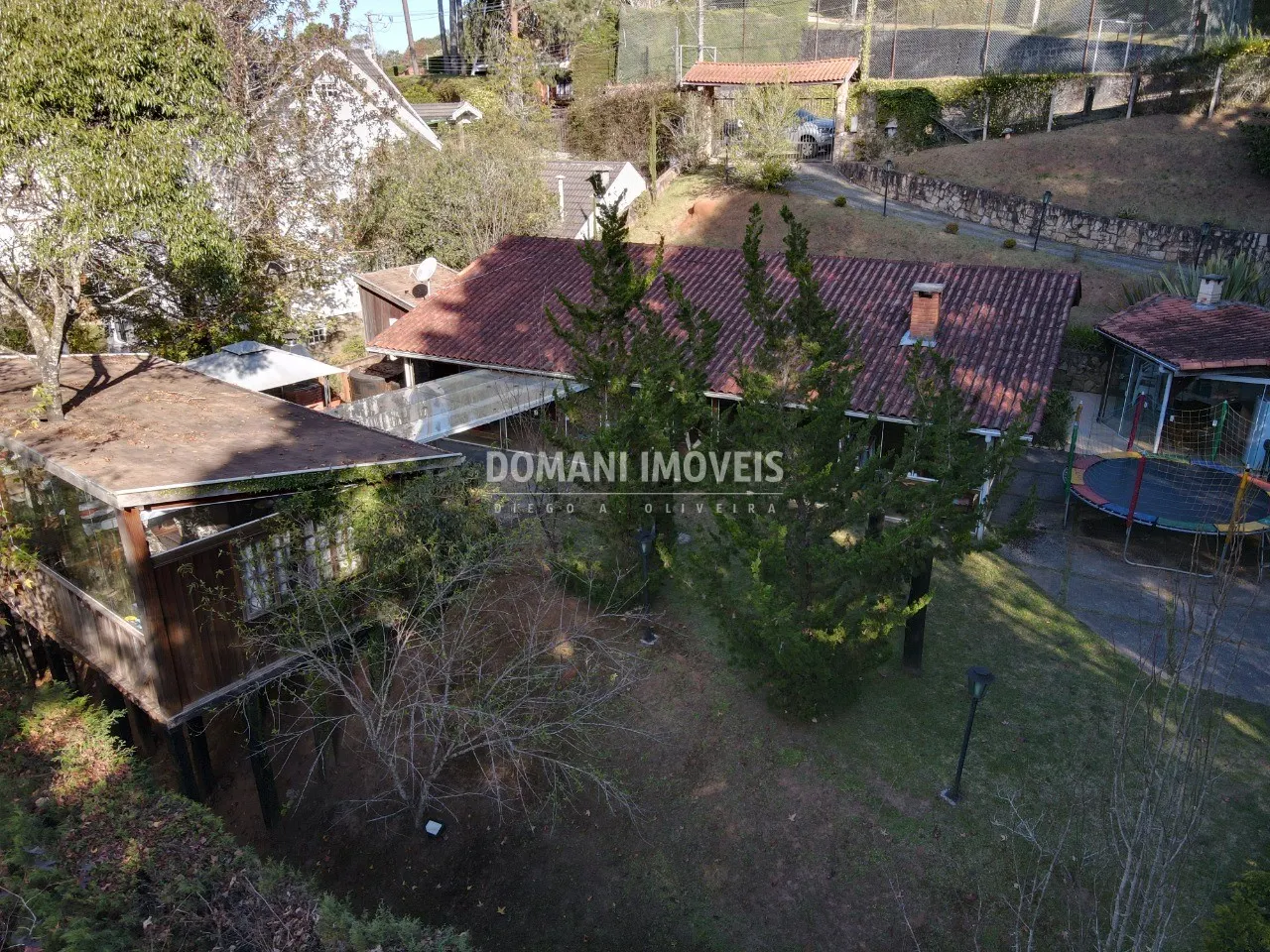 Casa à venda de 1.175 m² em Campos do Jordão, SP, Brasil