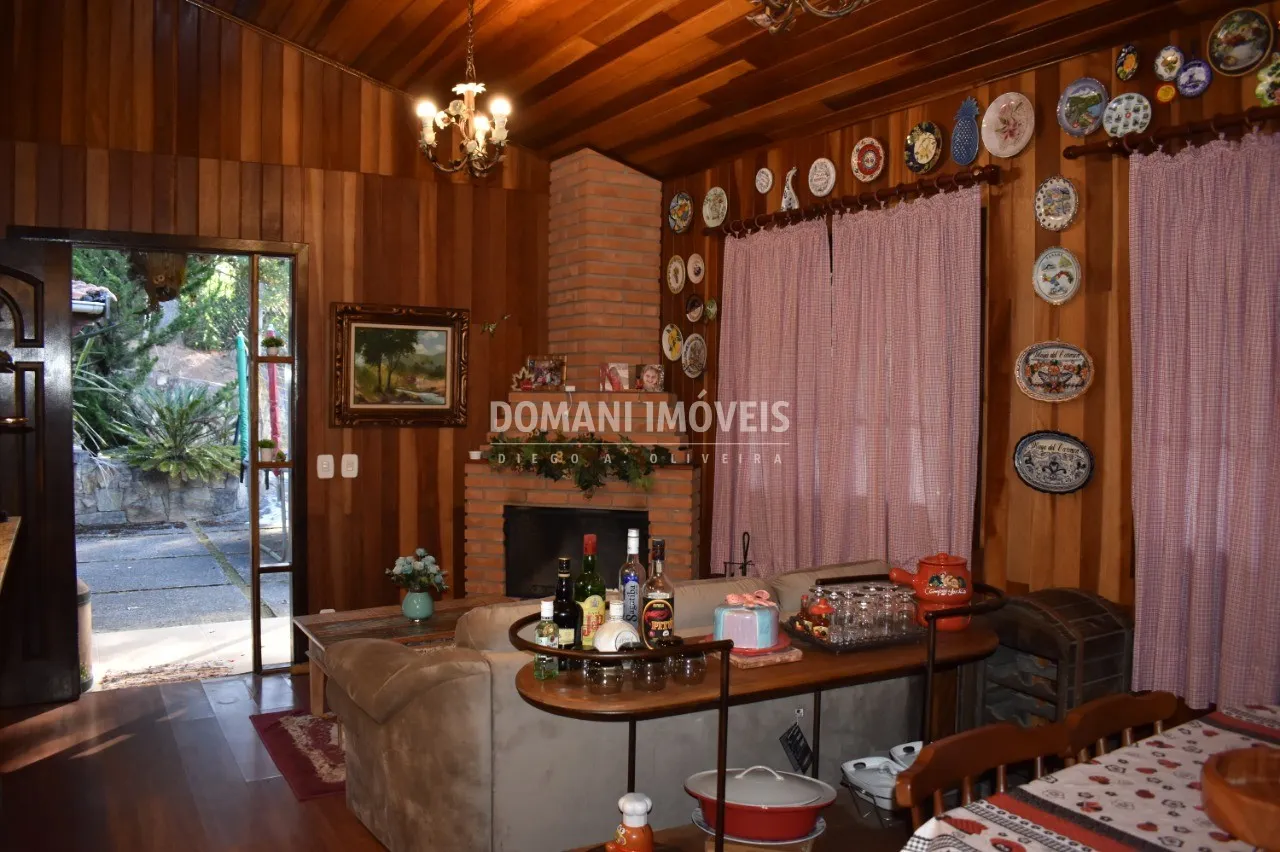 Casa à venda de 1.175 m² em Campos do Jordão, SP, Brasil