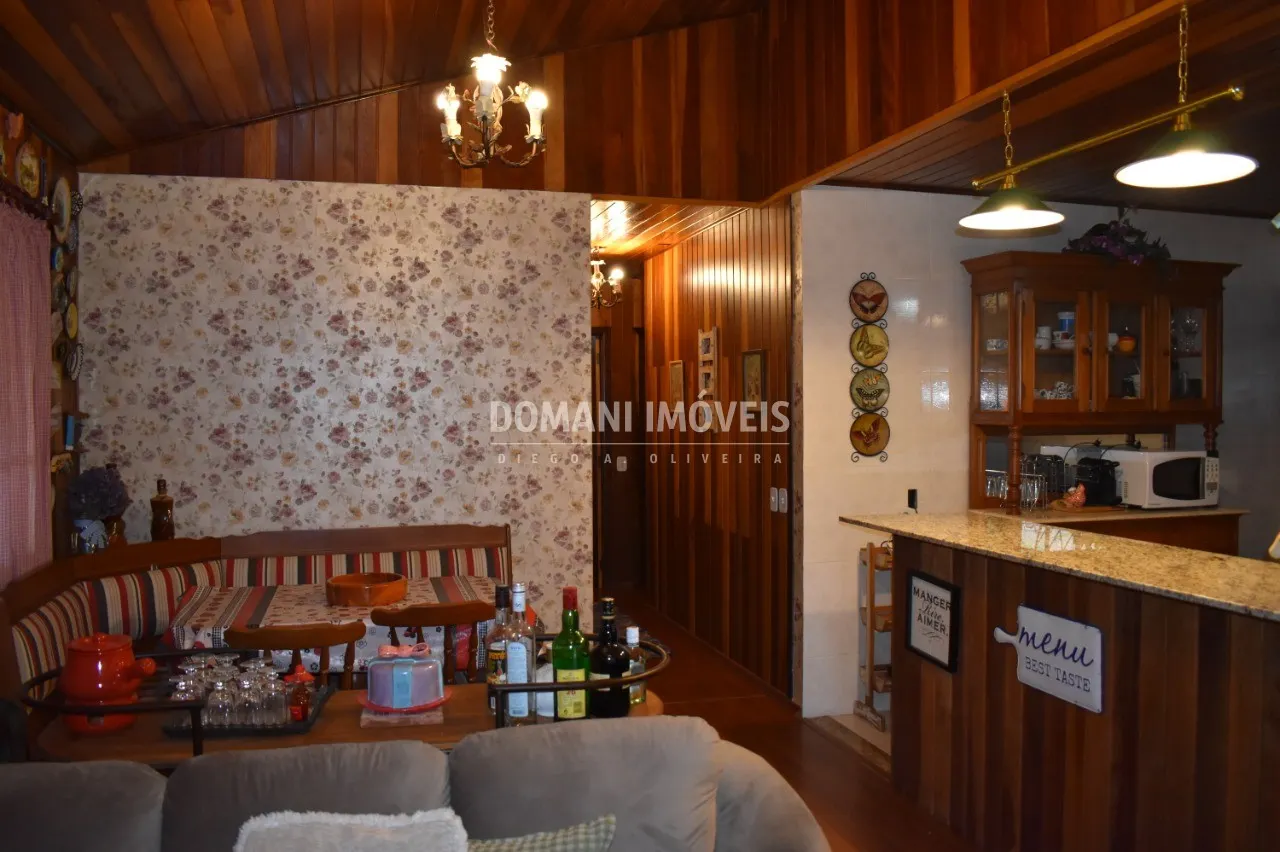Casa à venda de 1.175 m² em Campos do Jordão, SP, Brasil