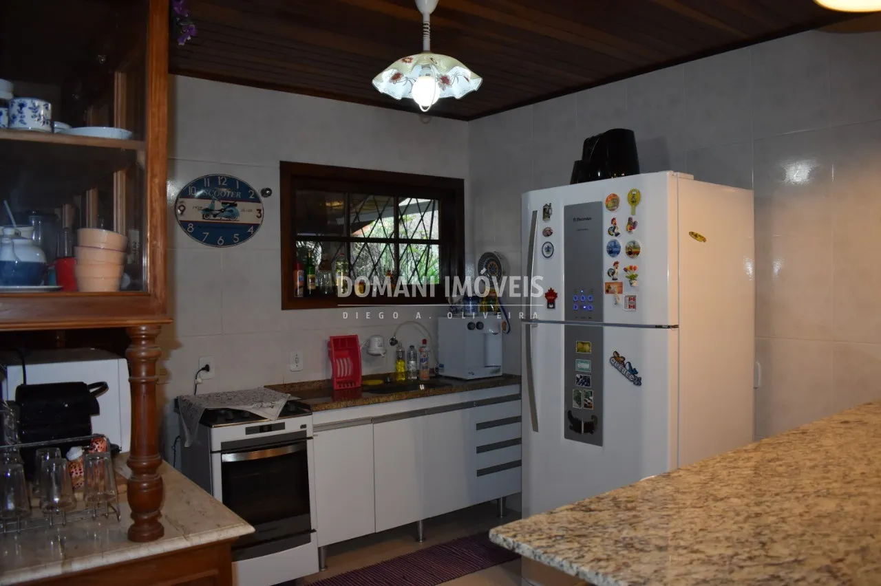 Casa à venda de 1.175 m² em Campos do Jordão, SP, Brasil