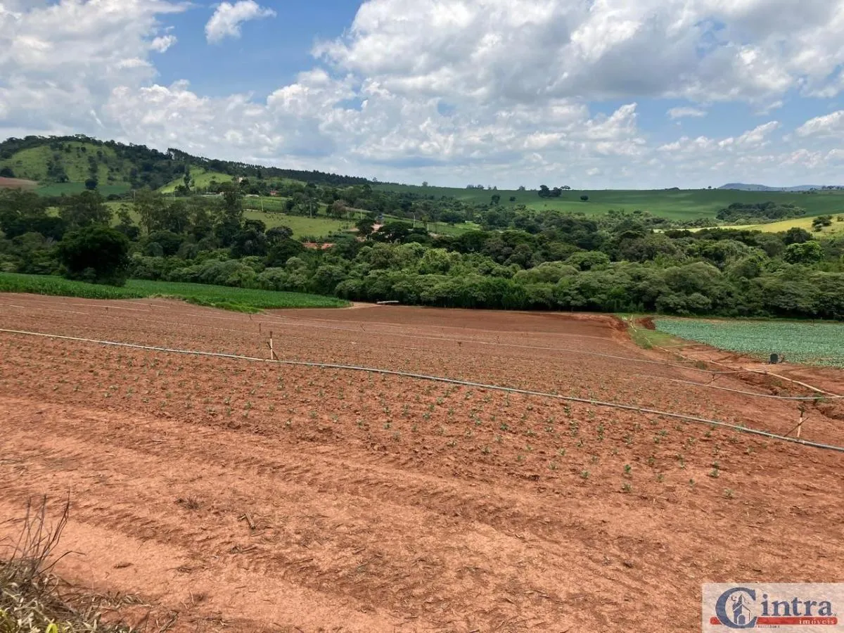 Fazenda à venda de 51 ha em Tuiuti, SP, Brasil