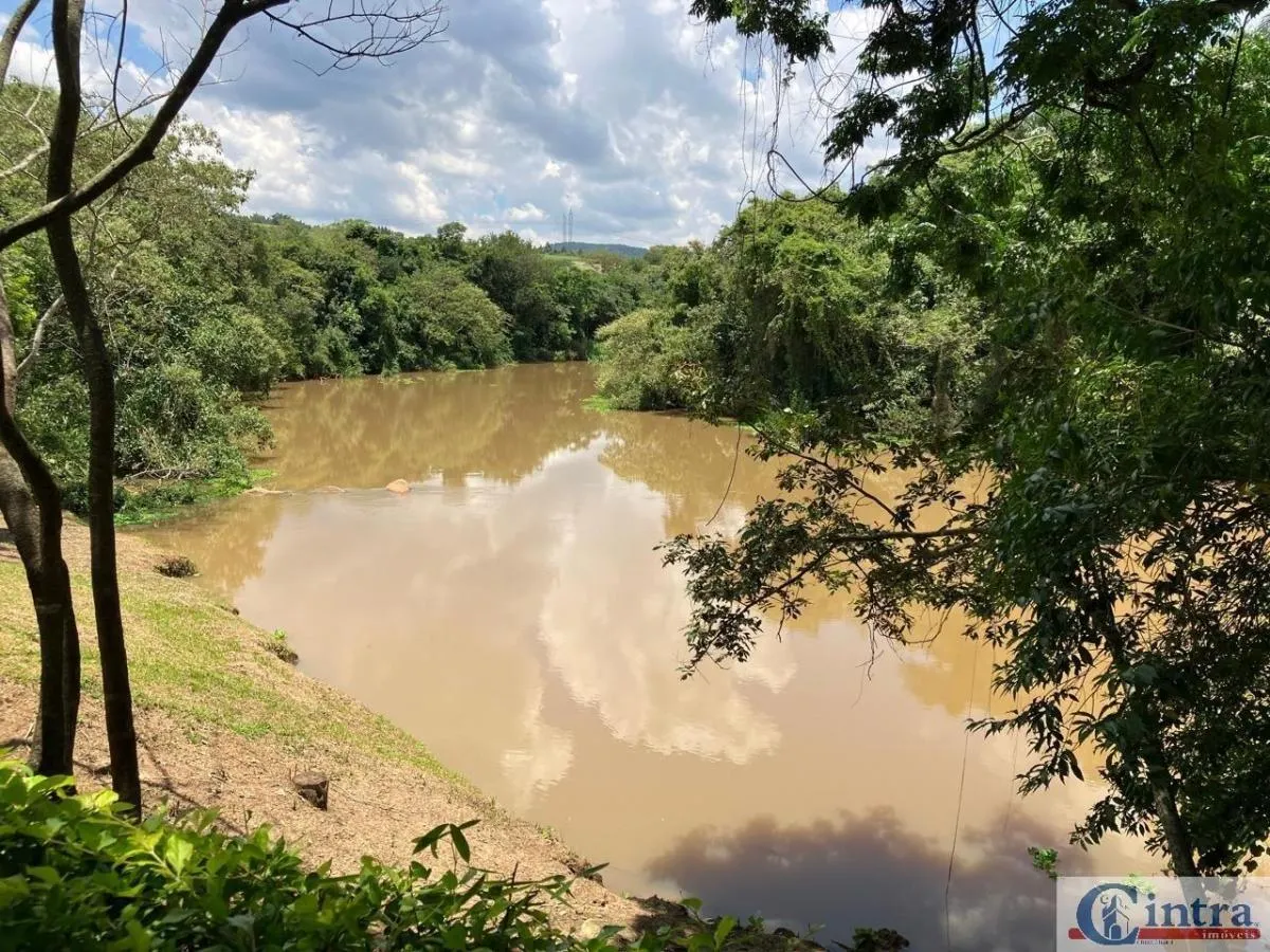 Fazenda à venda de 51 ha em Tuiuti, SP, Brasil