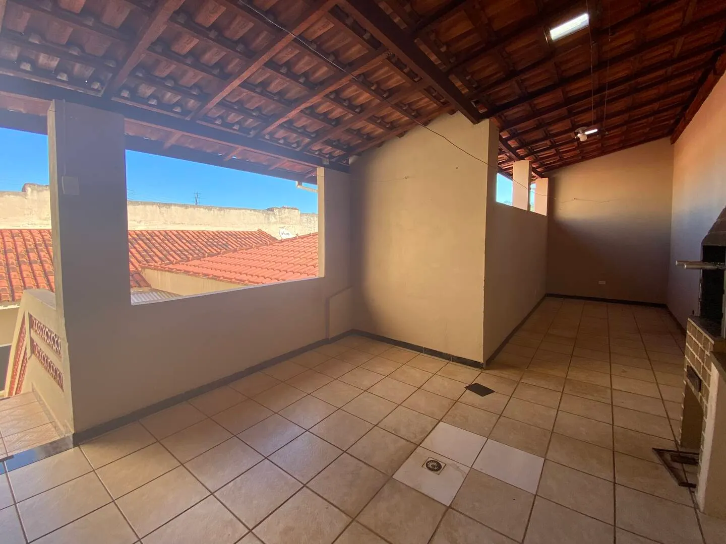 Casa à venda de 240 m² em Piraju, SP, Brasil