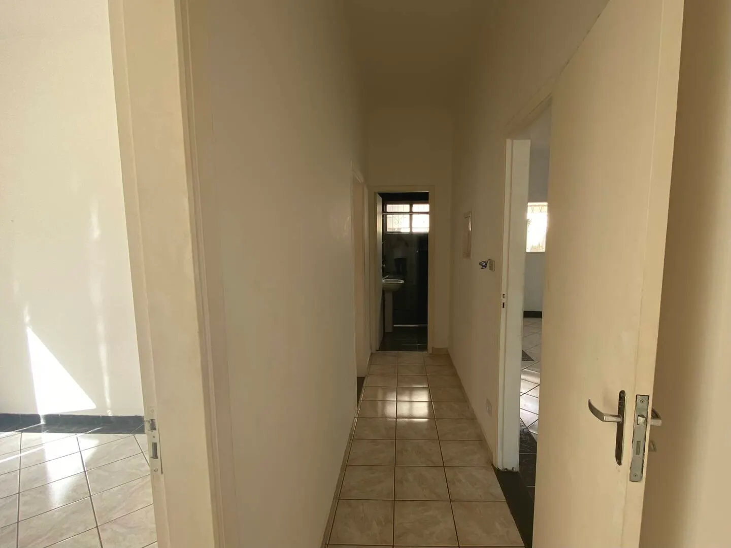 Casa à venda de 240 m² em Piraju, SP, Brasil