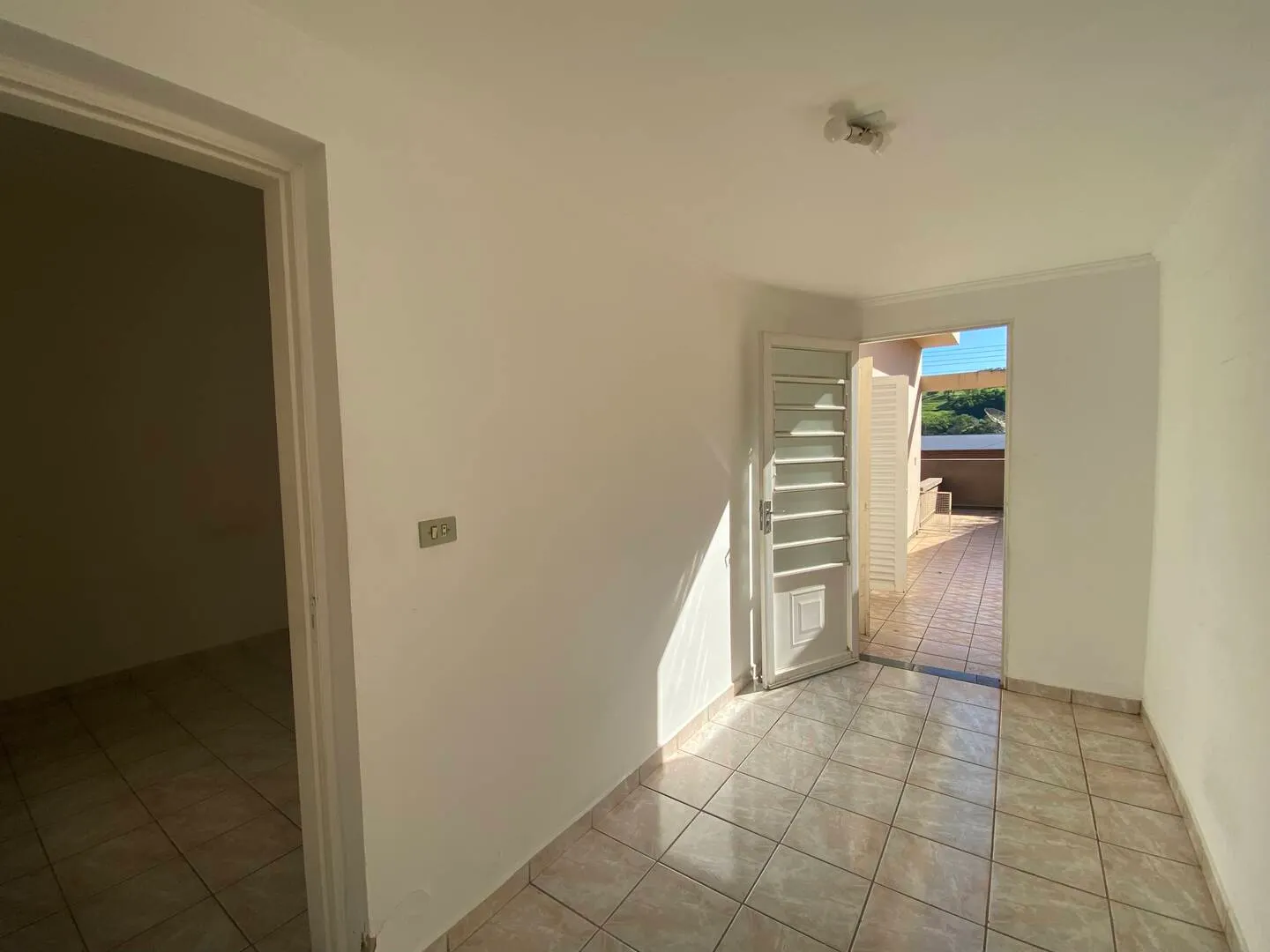 Casa à venda de 240 m² em Piraju, SP, Brasil