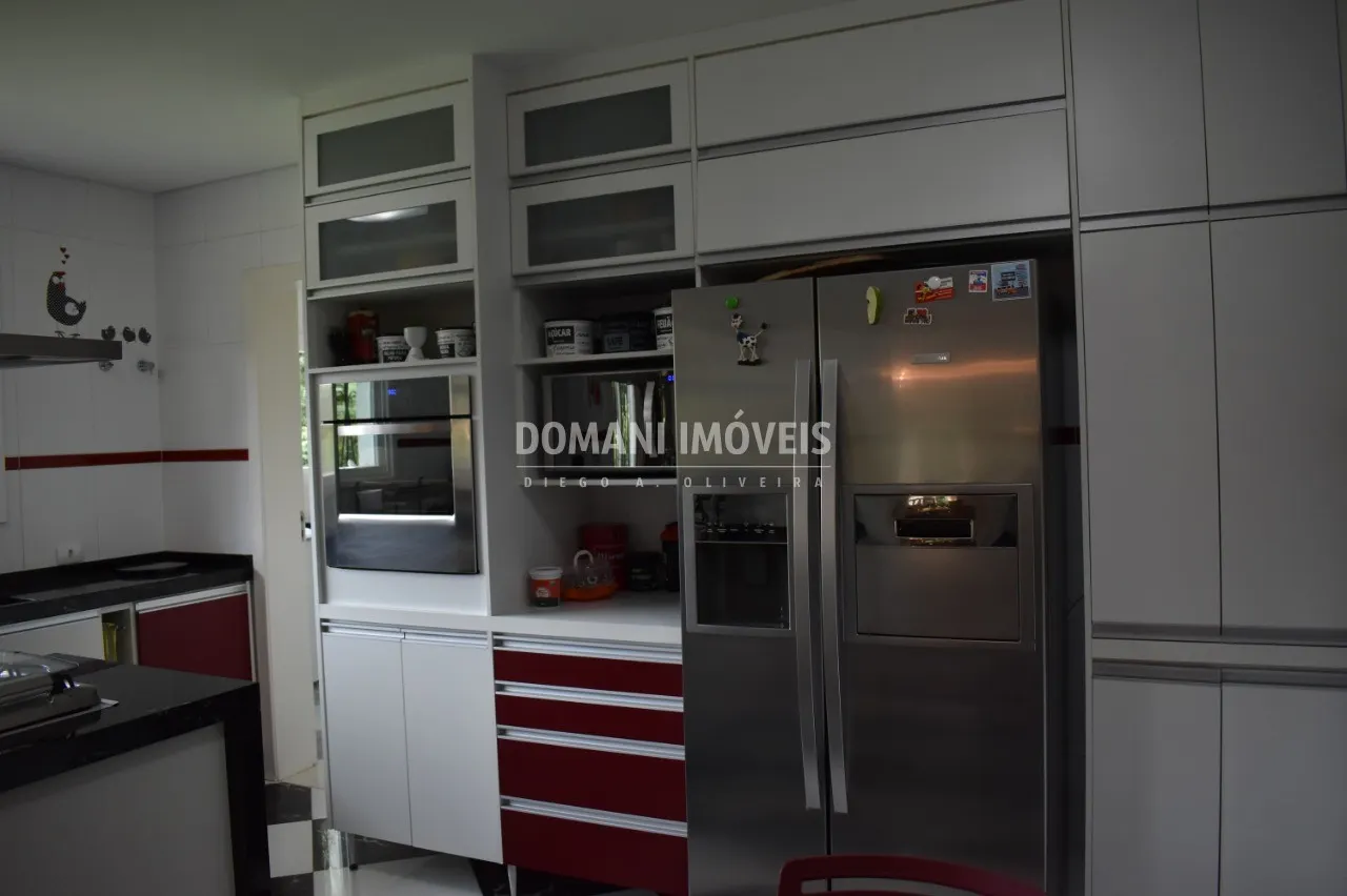 Casa à venda de 1.060 m² em Campos do Jordão, SP, Brasil
