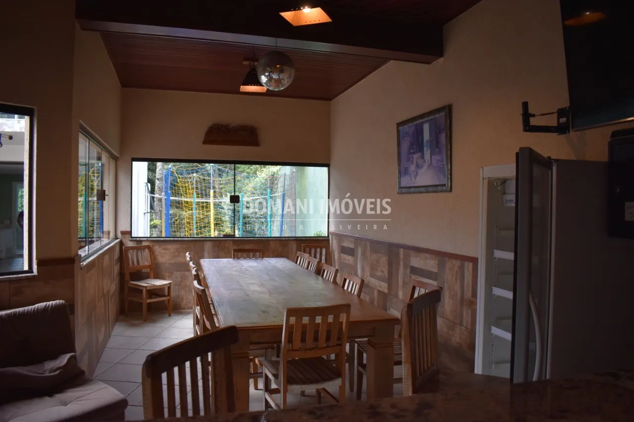 Casa à venda de 1.060 m² em Campos do Jordão, SP, Brasil