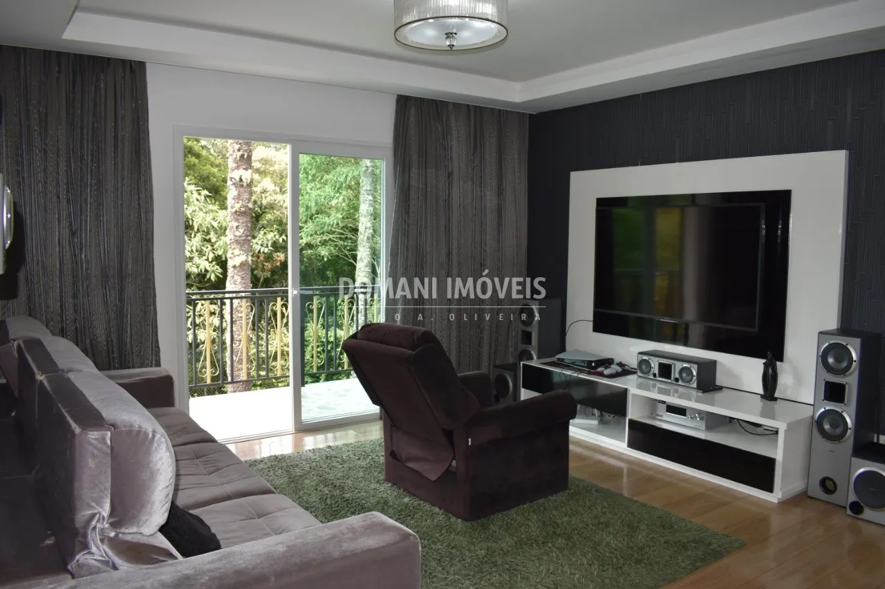 Casa à venda de 1.060 m² em Campos do Jordão, SP, Brasil