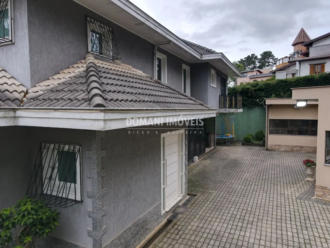 Casa à venda de 1.060 m² em Campos do Jordão, SP, Brasil