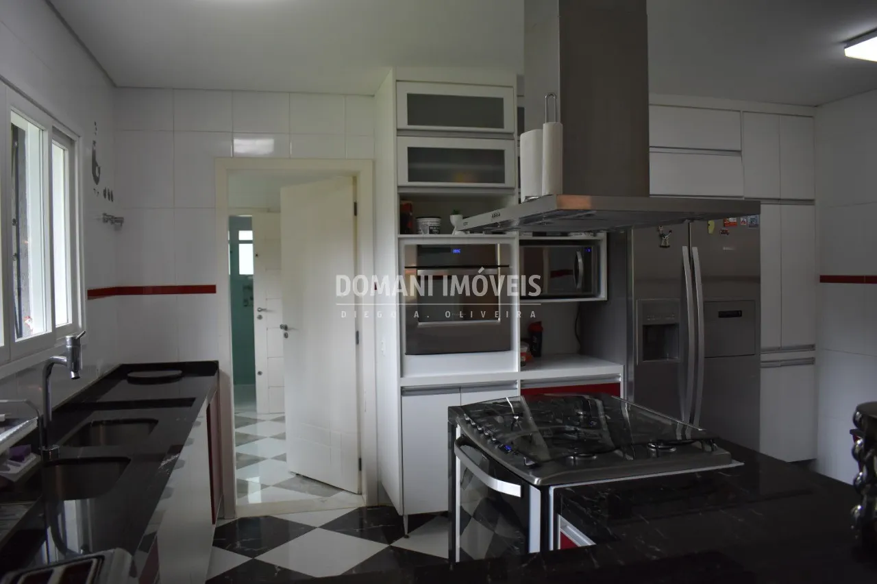 Casa à venda de 1.060 m² em Campos do Jordão, SP, Brasil