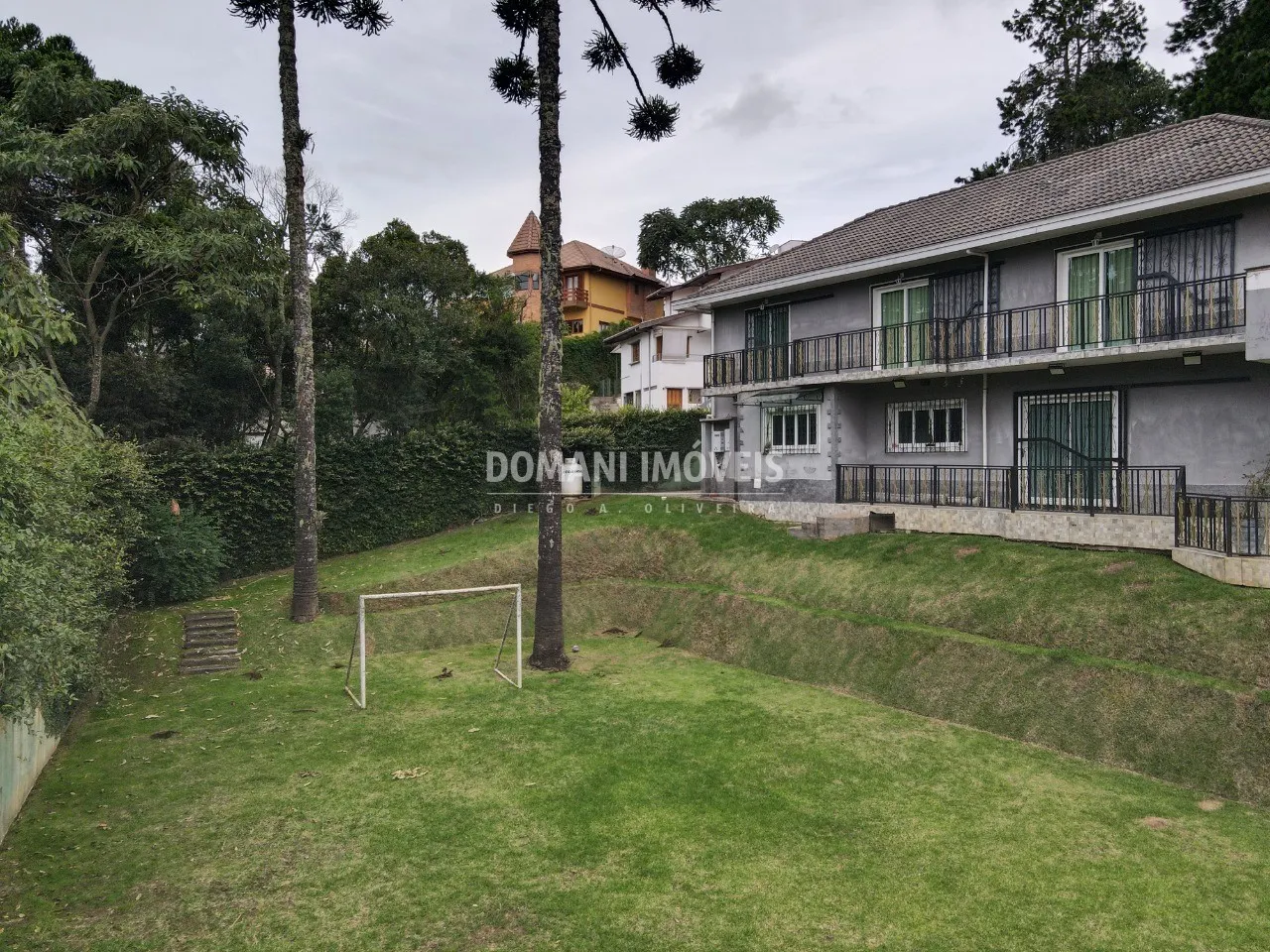 Casa à venda de 1.060 m² em Campos do Jordão, SP, Brasil