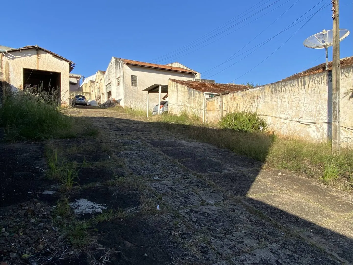 Comercial à venda de 418 m² em Piraju, SP, Brasil