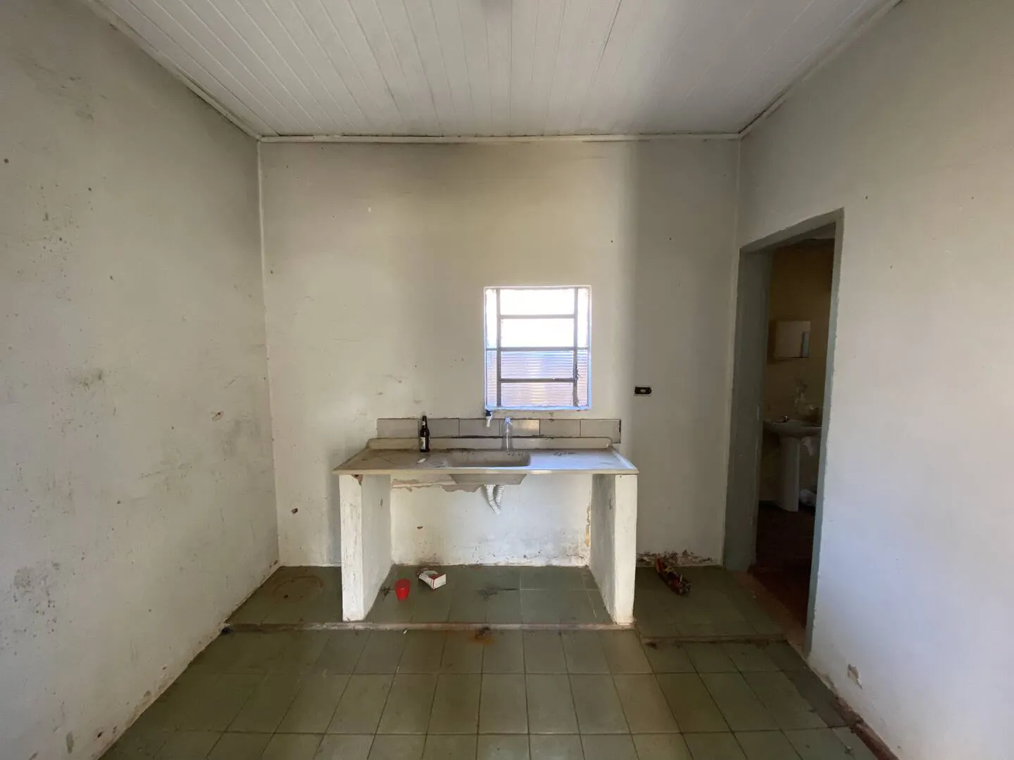 Comercial à venda de 418 m² em Piraju, SP, Brasil
