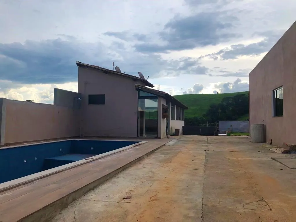 Country home for sale of 1,000 m² in Pouso Alegre, MG, Brazil