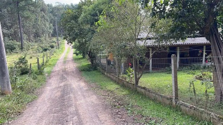 Chácara à venda de 4.800 m² em Araricá, RS, Brasil