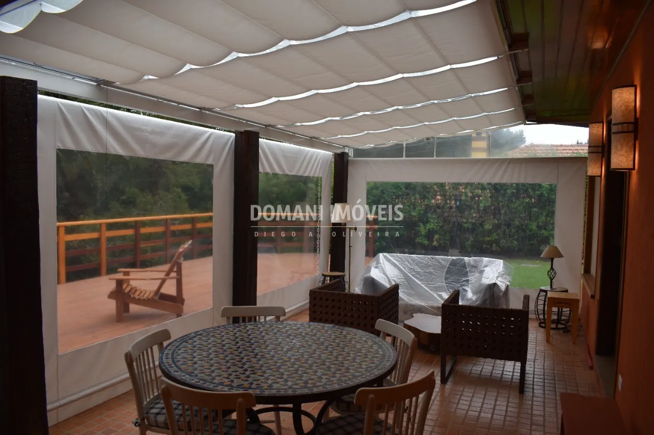 Casa à venda de 1.000 m² em Campos do Jordão, SP, Brasil