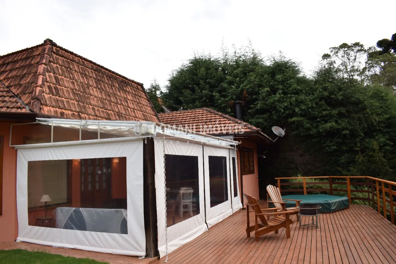 Casa à venda de 1.000 m² em Campos do Jordão, SP, Brasil