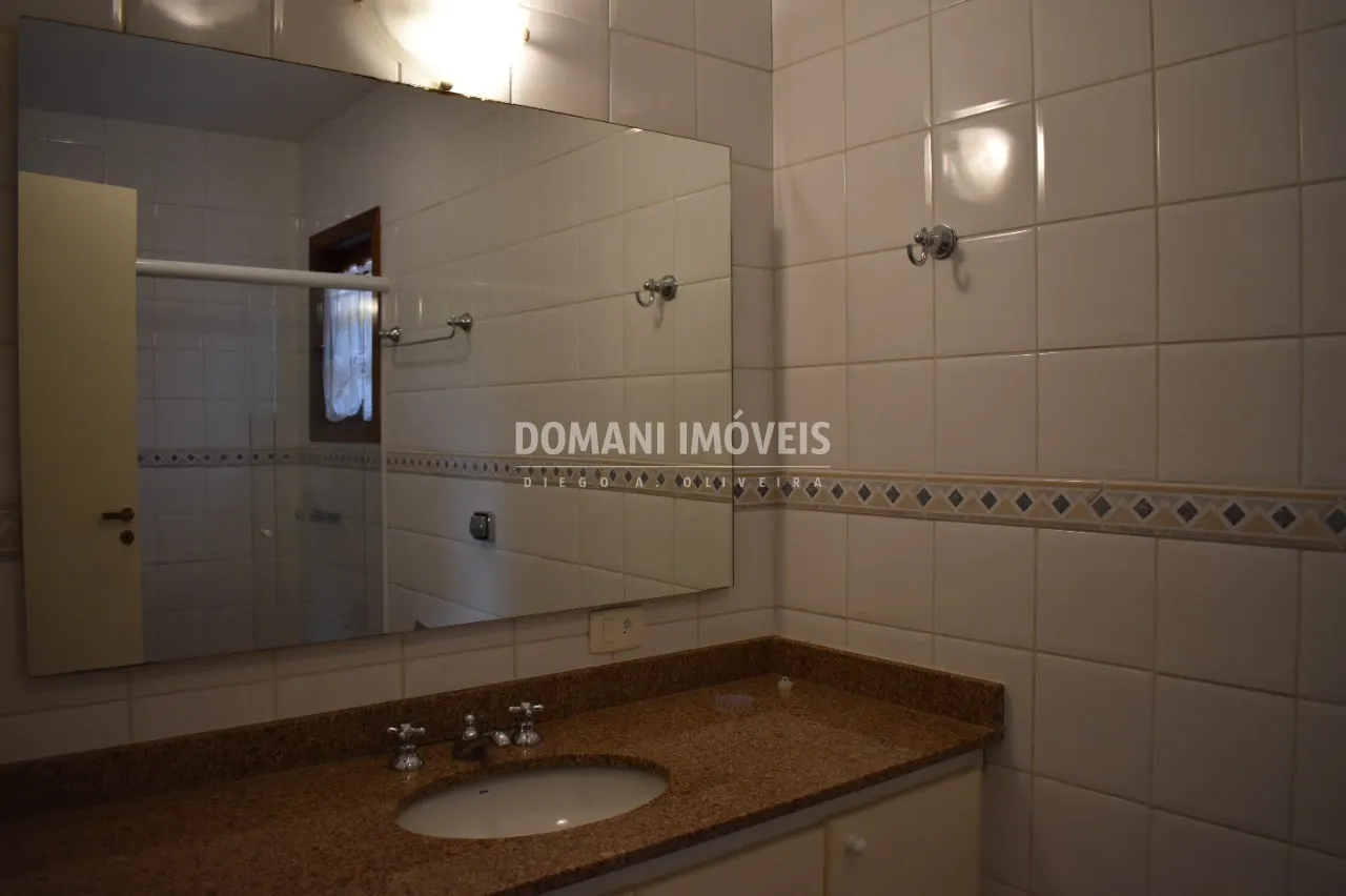 Casa à venda de 1.000 m² em Campos do Jordão, SP, Brasil
