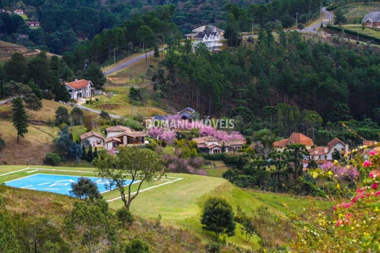 Casa à venda de 1.000 m² em Campos do Jordão, SP, Brasil