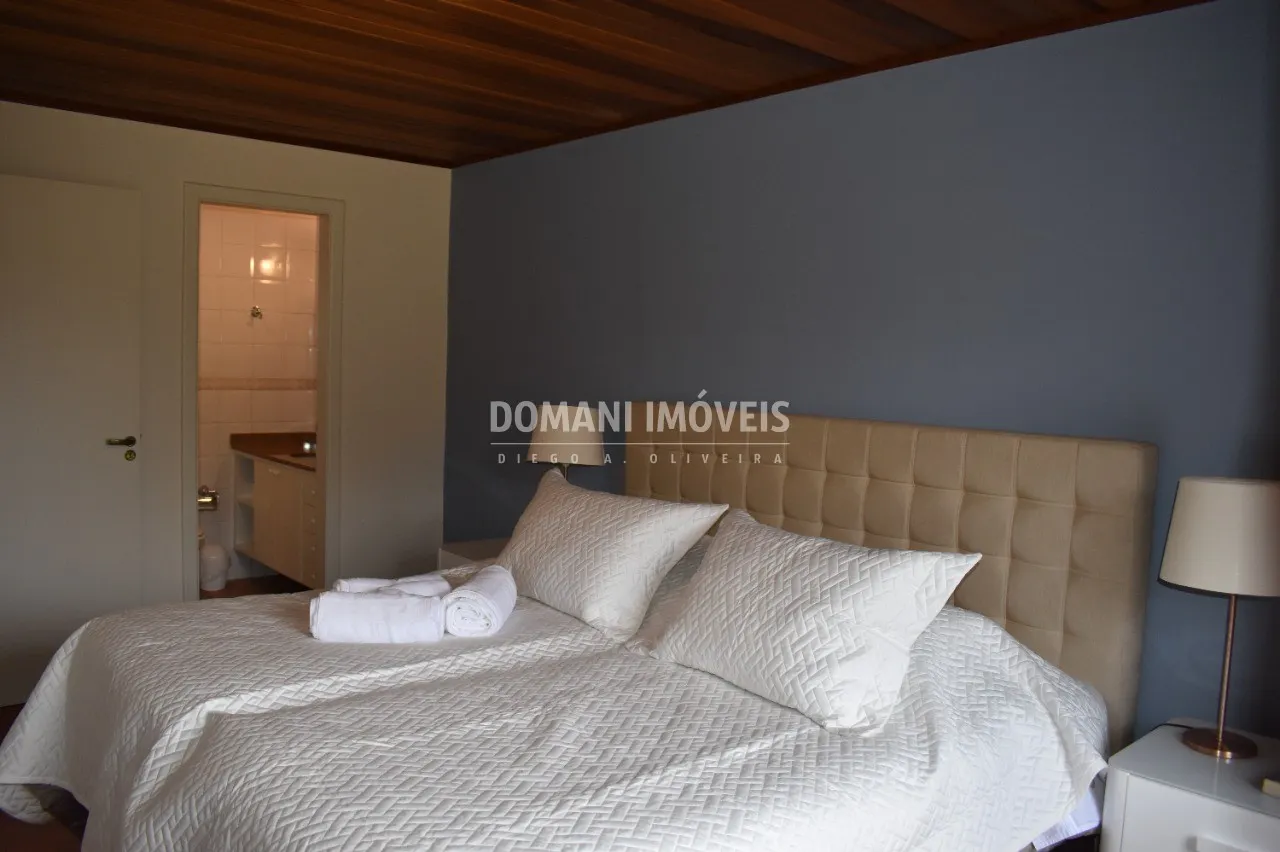 Casa à venda de 1.000 m² em Campos do Jordão, SP, Brasil