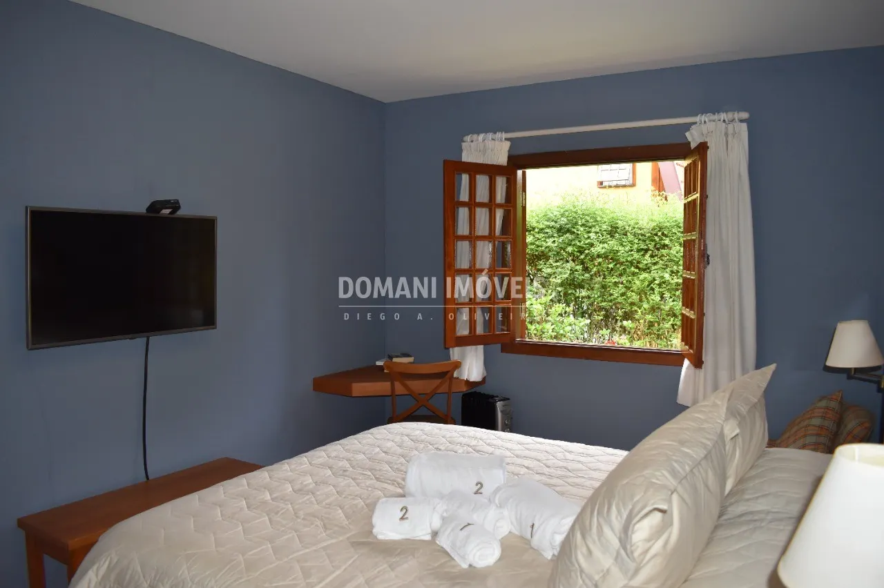 Casa à venda de 1.000 m² em Campos do Jordão, SP, Brasil
