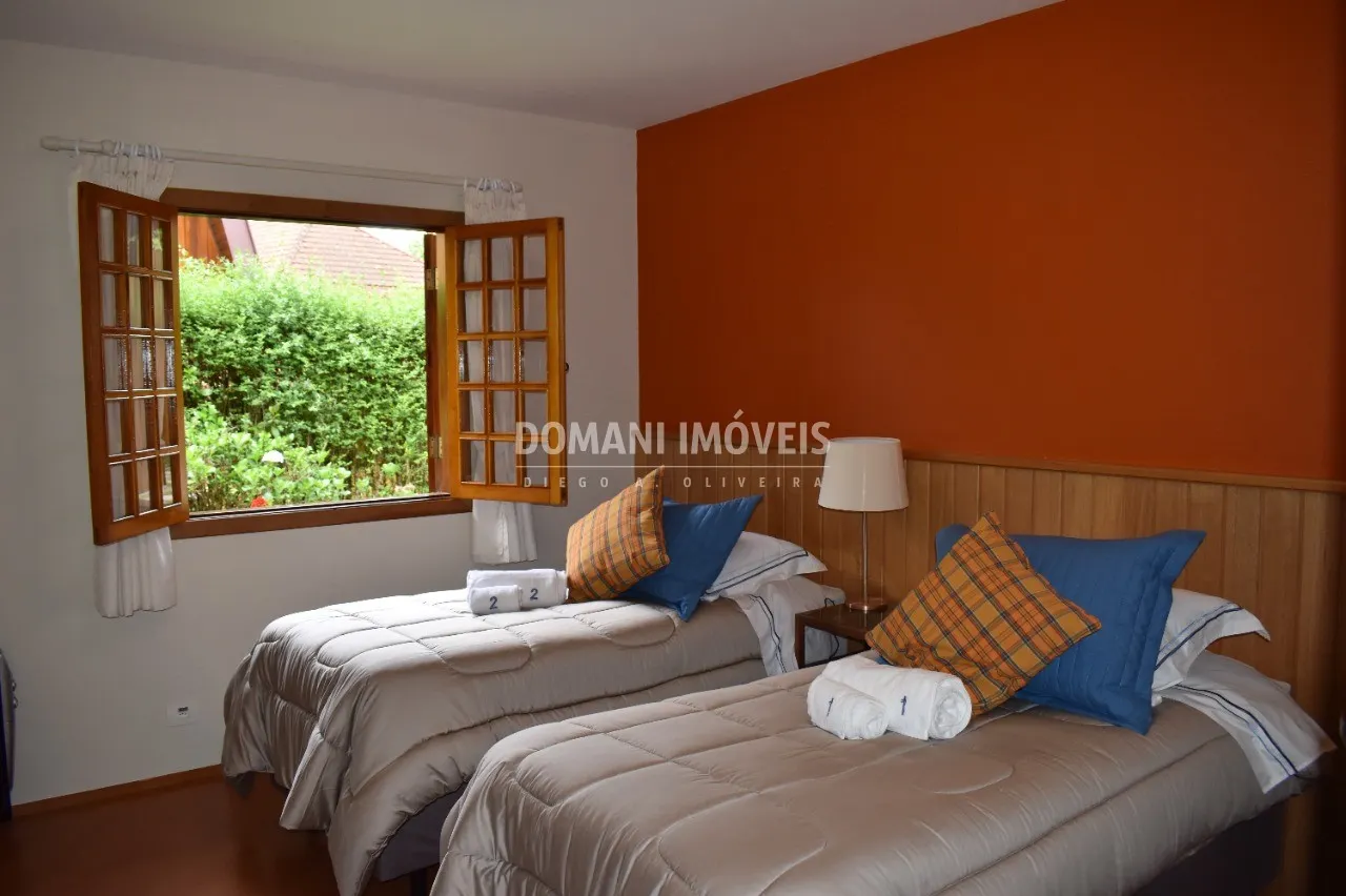 Casa à venda de 1.000 m² em Campos do Jordão, SP, Brasil
