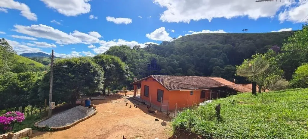 Sítio à venda de 4 ha em Taubaté, SP, Brasil