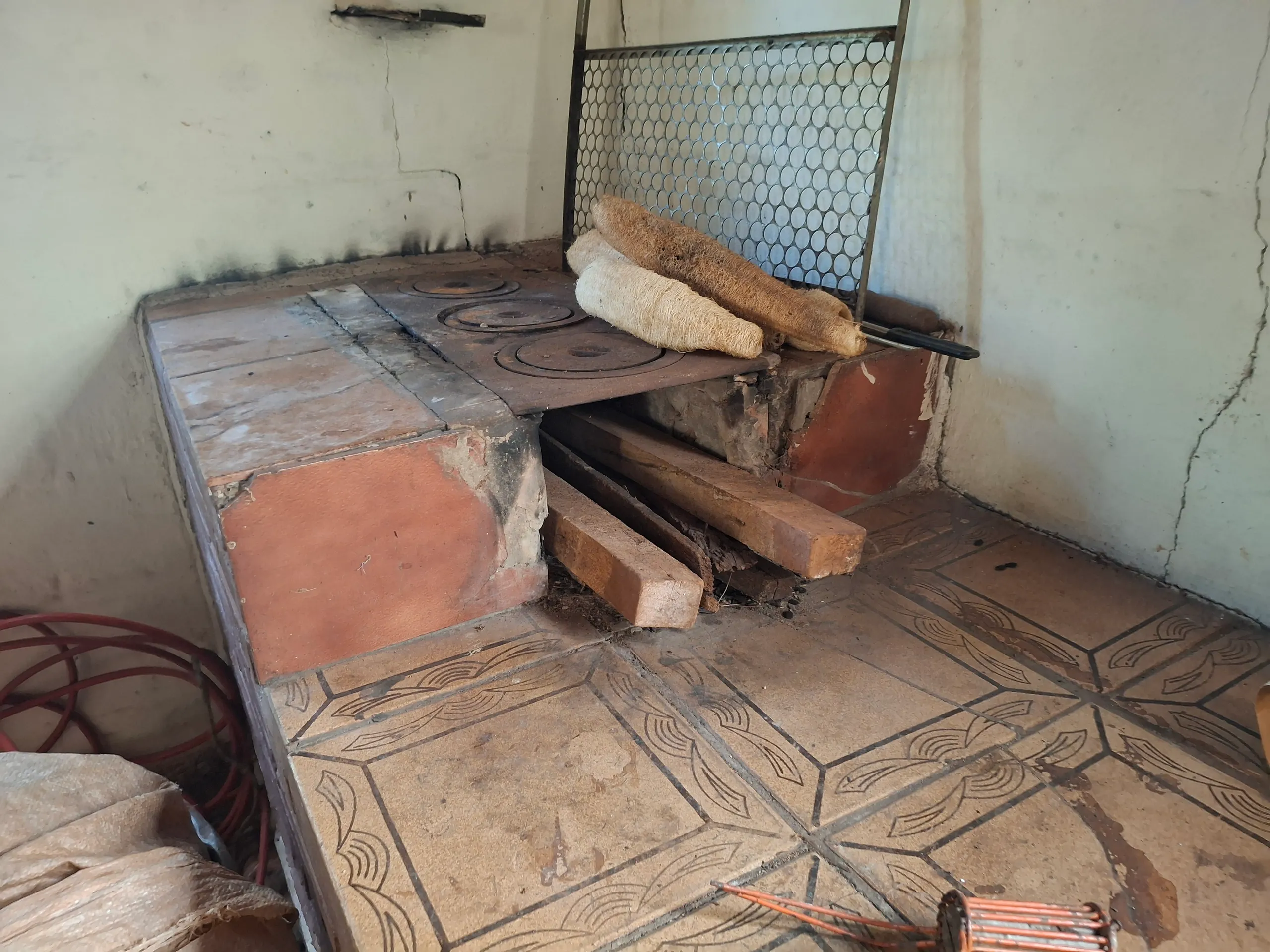 Chácara à venda de 3.200 m² em Timburi, SP, Brasil