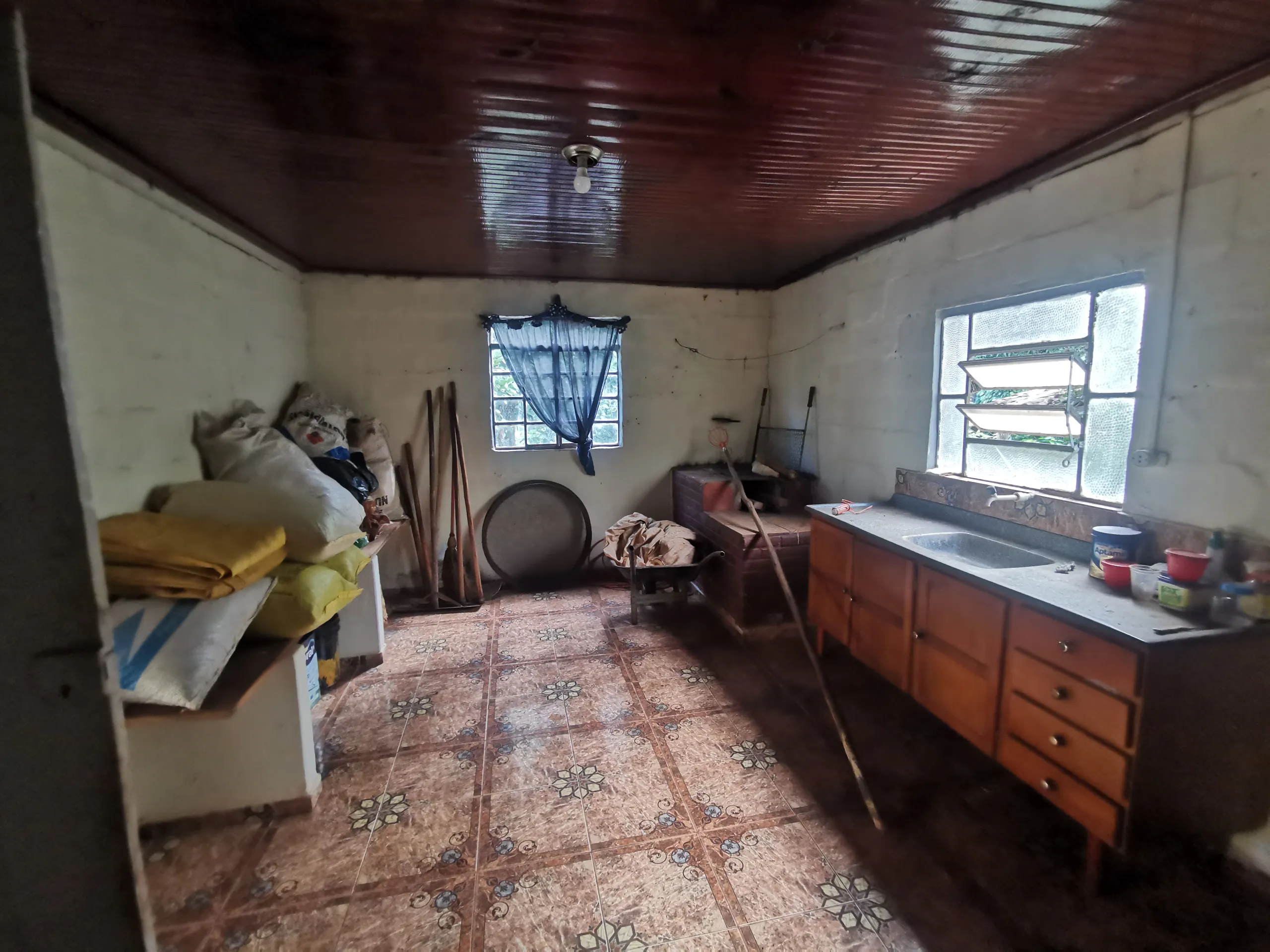 Chácara à venda de 3.200 m² em Timburi, SP, Brasil