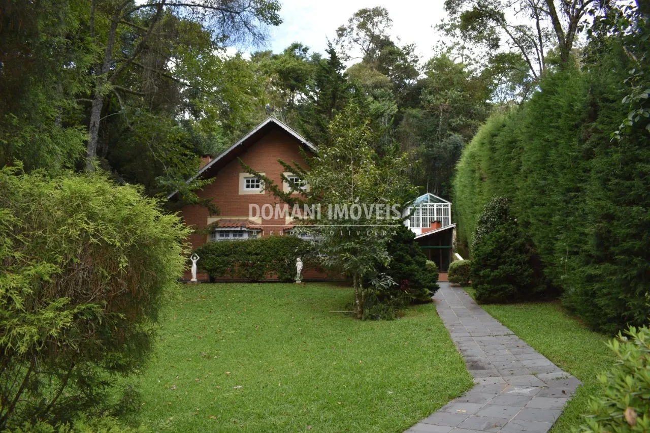Casa à venda de 1.010 m² em Campos do Jordão, SP, Brasil