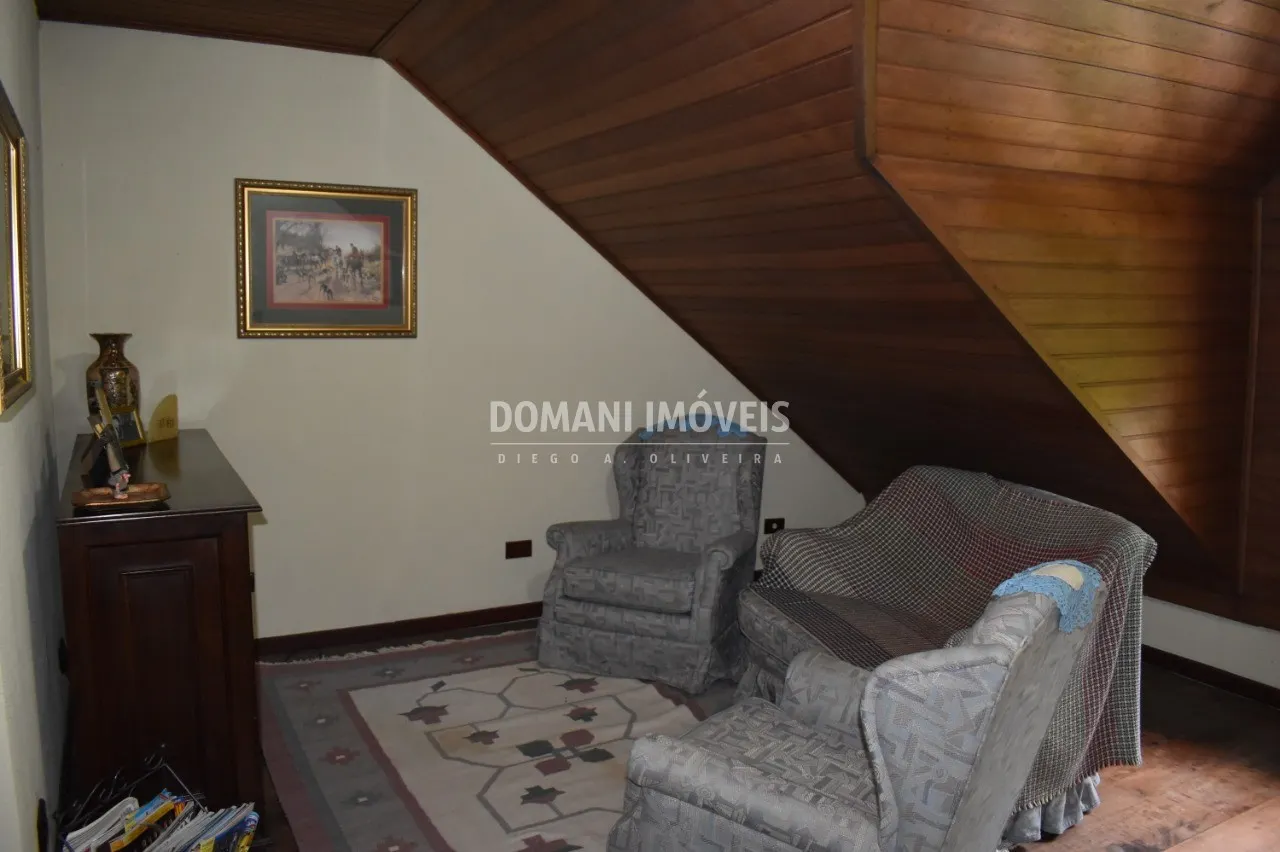Casa à venda de 1.010 m² em Campos do Jordão, SP, Brasil